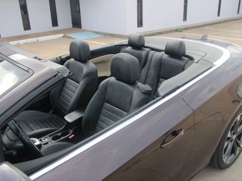 Used 2016 Buick Cascada Premium image 22