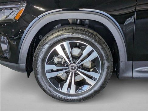 Used 2025 Mercedes-Benz GLB 250 image 24