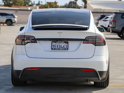 Used 2023 Tesla Model X AWD/4WD image 6
