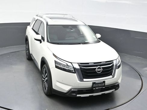 Used 2023 Nissan Pathfinder Platinum AWD/4WD image 42