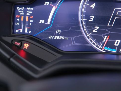 Used 2023 Lamborghini Huracan EVO RWD image 51