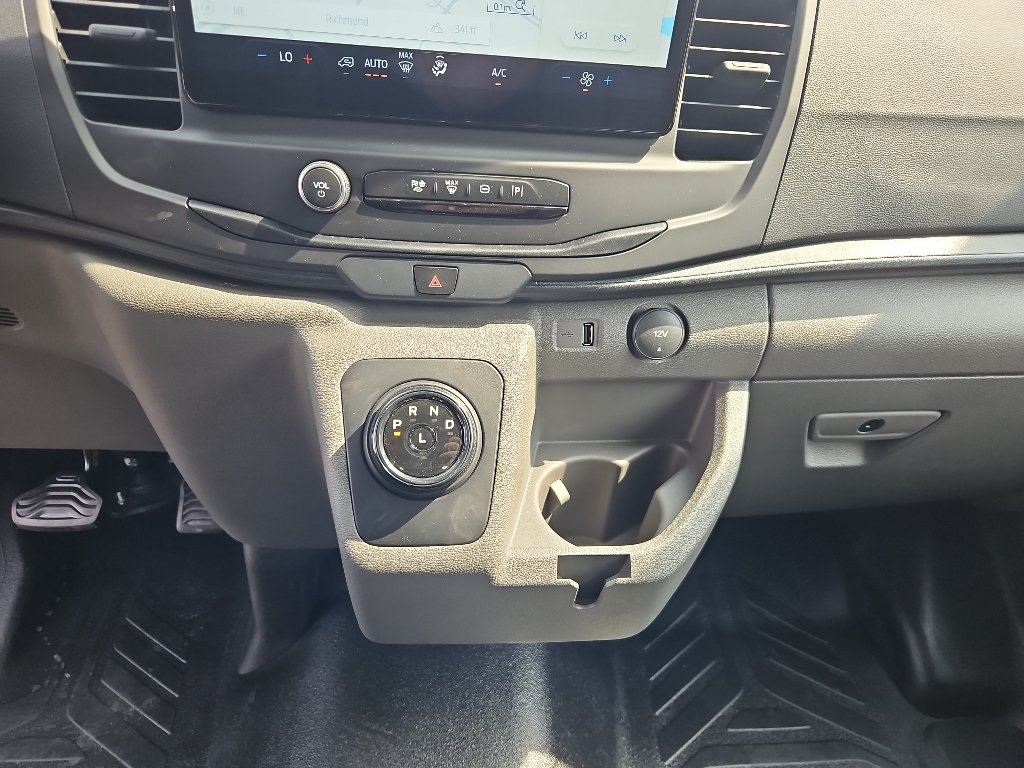 Used 2024 Ford E-Transit Low Roof RWD image 17