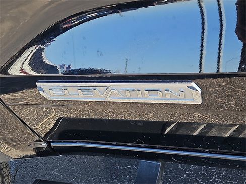 Used 2024 GMC Canyon Elevation image 14