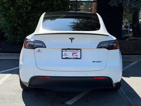Used 2022 Tesla Model Y Performance AWD/4WD image 14