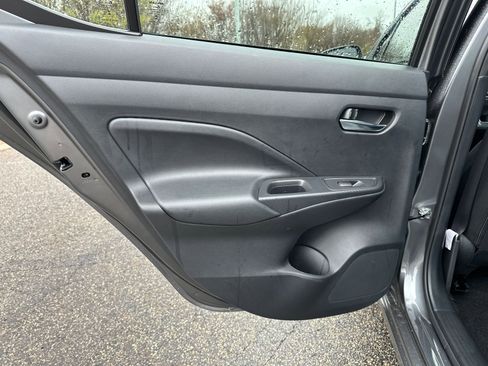 New 2025 Nissan Kicks SR image 21