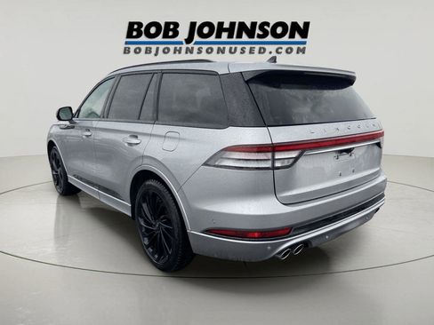 Used 2023 Lincoln Aviator Reserve w/ Equipment Group 201A AWD/4WD image 5