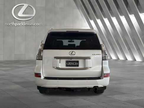 Used 2019 Lexus GX 460 Premium w/ Premium Package AWD/4WD image 28