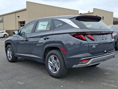 Used 2026 Hyundai Tucson SE AWD/4WD image 4