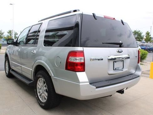 Used 2011 Ford Expedition XLT AWD/4WD image 4
