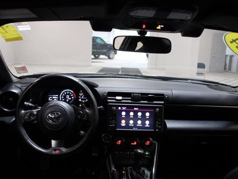 Used 2024 Toyota GR86 Premium RWD image 2