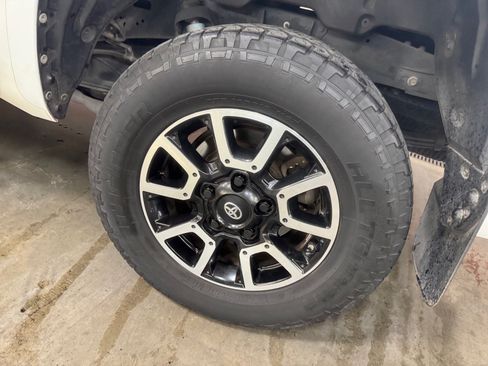 Used 2016 Toyota Tundra SR5 w/ TRD Off Road Package AWD/4WD image 26