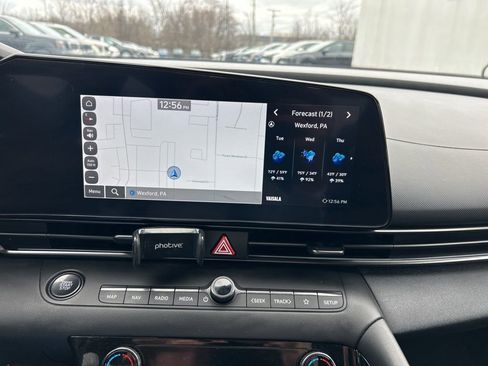 Used 2023 Hyundai Elantra N Base image 9