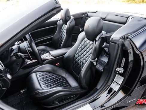 Used 2014 Ferrari California RWD image 4