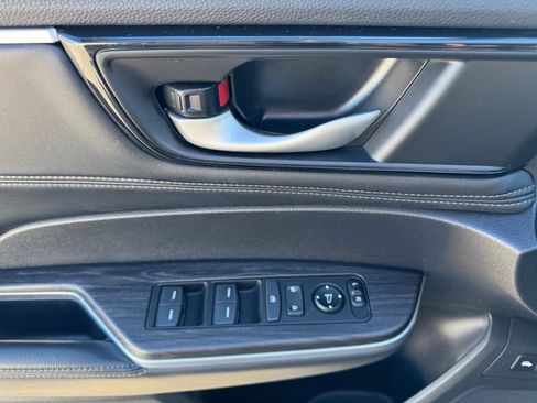 Used 2018 Honda Clarity Base image 17