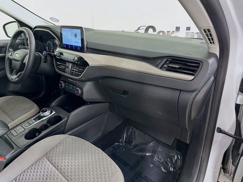 Used 2022 Ford Escape SE FWD image 32