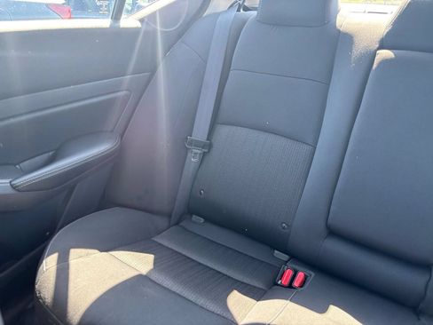 Used 2025 Nissan Altima 2.5 SV FWD image 39