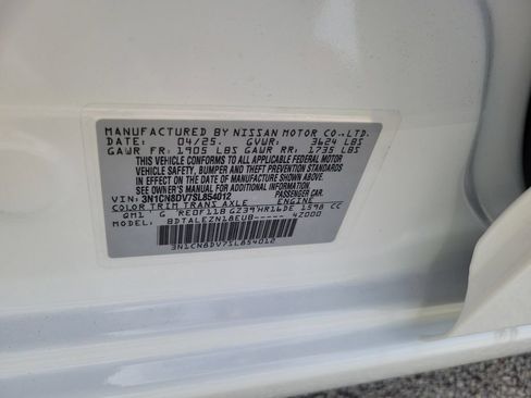 Used 2025 Nissan Versa S w/ Trunk Package FWD image 30