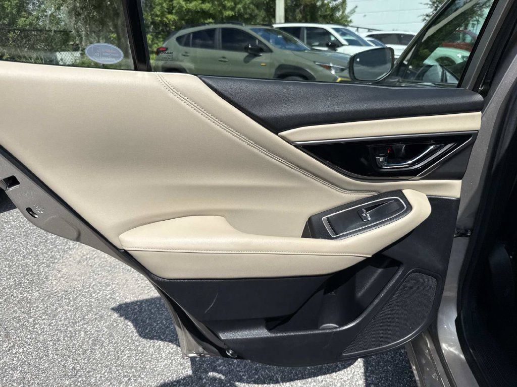 Used 2020 Subaru Legacy Limited AWD/4WD image 12