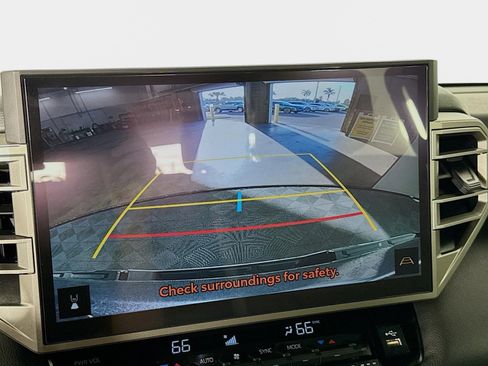 Used 2025 Toyota Tundra Limited image 17