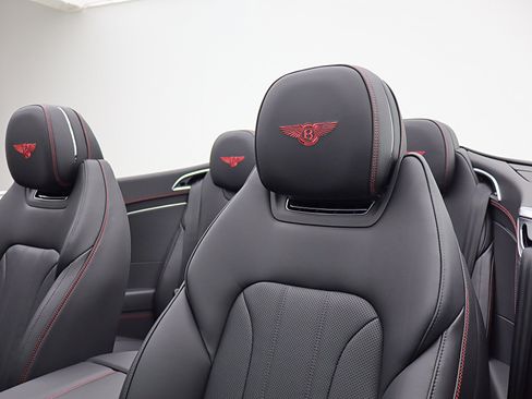 New 2026 Bentley Continental GTC image 42