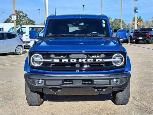 Used 2024 Ford Bronco Outer Banks image 8