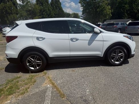 Used 2018 Hyundai Santa Fe Sport FWD image 6