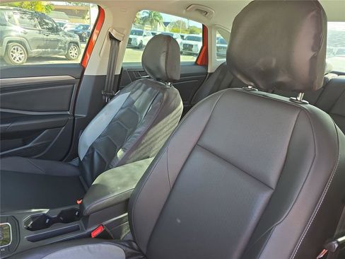Used 2019 Volkswagen Jetta SEL image 15