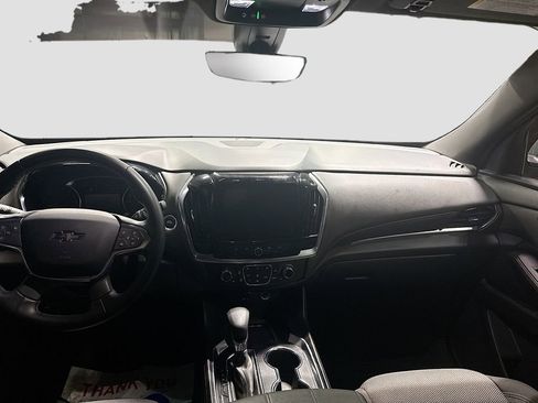 Used 2023 Chevrolet Traverse LT image 20