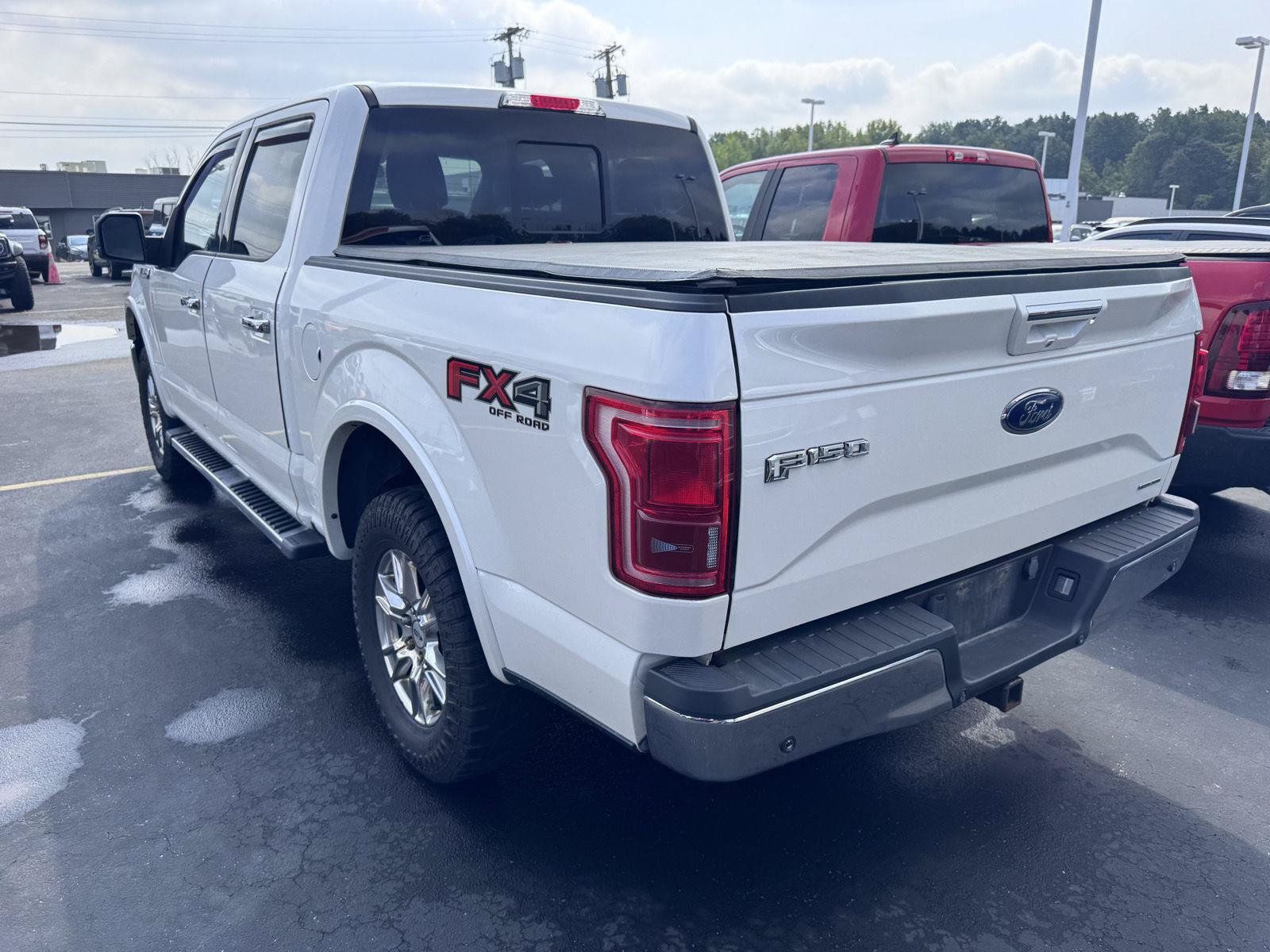 Used 2015 Ford F150 Lariat w/ Equipment Group 502A Luxury AWD/4WD image 4