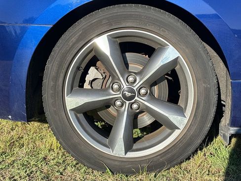 Used 2016 Ford Mustang Coupe w/ Equipment Group 051A RWD image 11