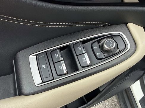 Used 2023 Subaru Outback Limited image 23