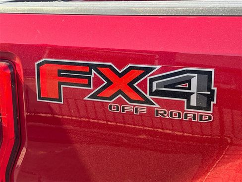 Used 2021 Ford F250 Lariat w/ Lariat Ultimate Package image 21