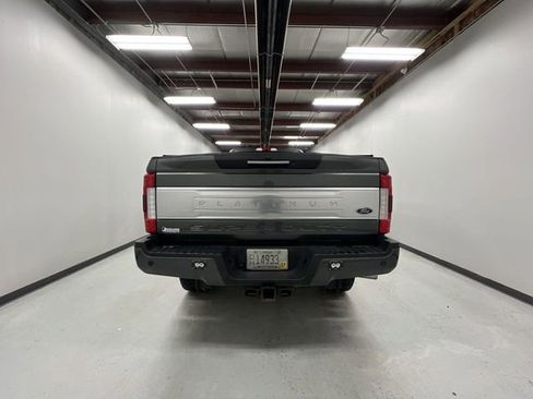 Used 2019 Ford F350 Platinum w/ Platinum Ultimate Package image 7