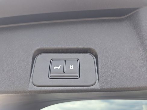 New 2026 Nissan Rogue SV image 36