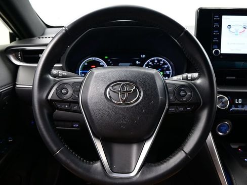 Used 2022 Toyota Venza XLE AWD/4WD image 42