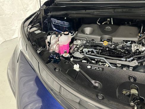 Used 2025 Toyota Sienna XSE image 70