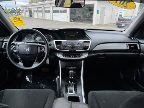 Used 2013 Honda Accord LX image 11