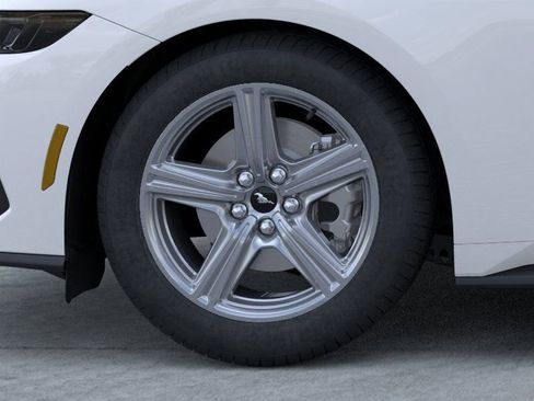 Used 2026 Ford Mustang Coupe RWD image 18