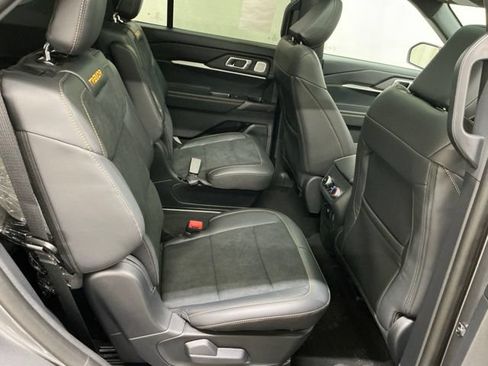 New 2026 Ford Explorer Tremor w/ Tremor Ultimate Package AWD/4WD image 19