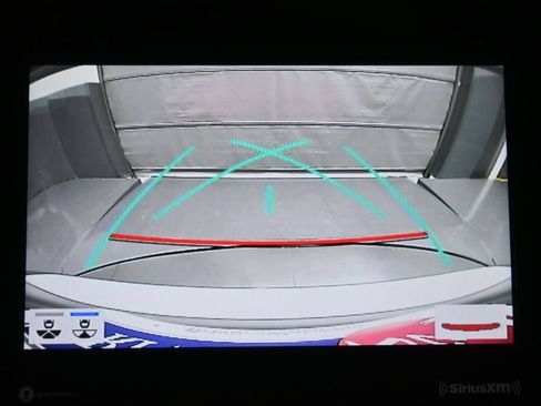 Used 2022 Toyota Camry SE w/ Convenience Package FWD image 13