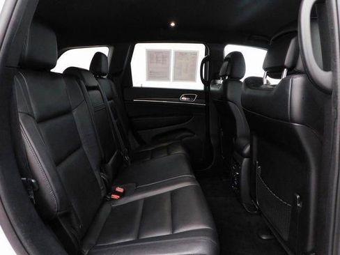 Used 2018 Jeep Grand Cherokee Limited image 35