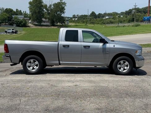Used 2024 RAM 1500 Classic SLT AWD/4WD image 2