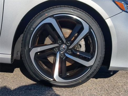 Used 2021 Honda Accord Sport image 10