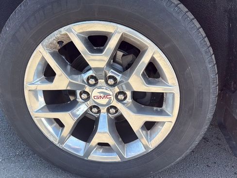 Used 2016 GMC Sierra 1500 SLT w/ SLT Premium Package AWD/4WD image 5