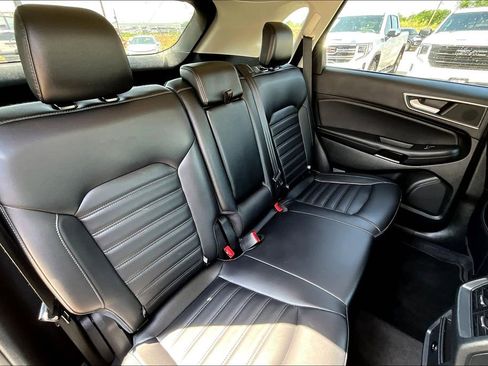 Used 2024 Ford Edge SEL image 35