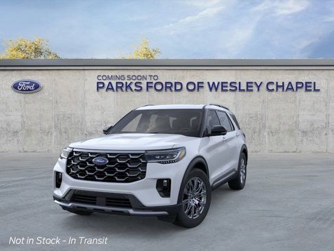 New 2026 Ford Explorer Platinum RWD image 2