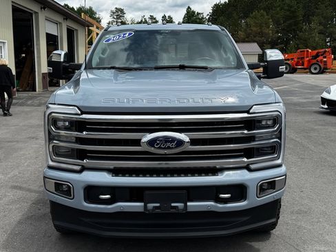 Used 2024 Ford F350 Limited w/ FX4 Off-Road Package AWD/4WD image 9