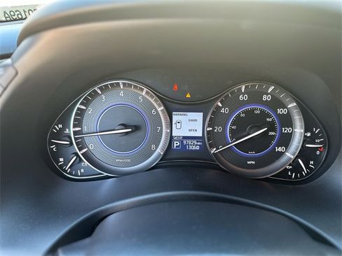 Used 2016 INFINITI QX80 Base w/ All Season Package image 16