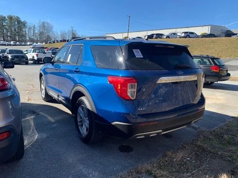 Used 2023 Ford Explorer XLT w/ Equipment Group 202A image 14