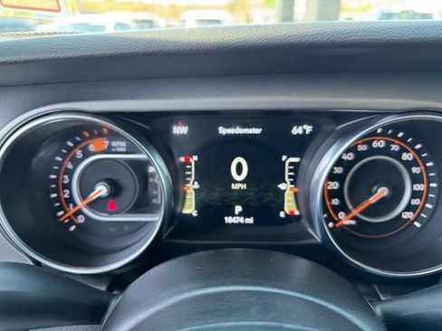 Certified 2023 Jeep Wrangler Unlimited Sport AWD/4WD image 23